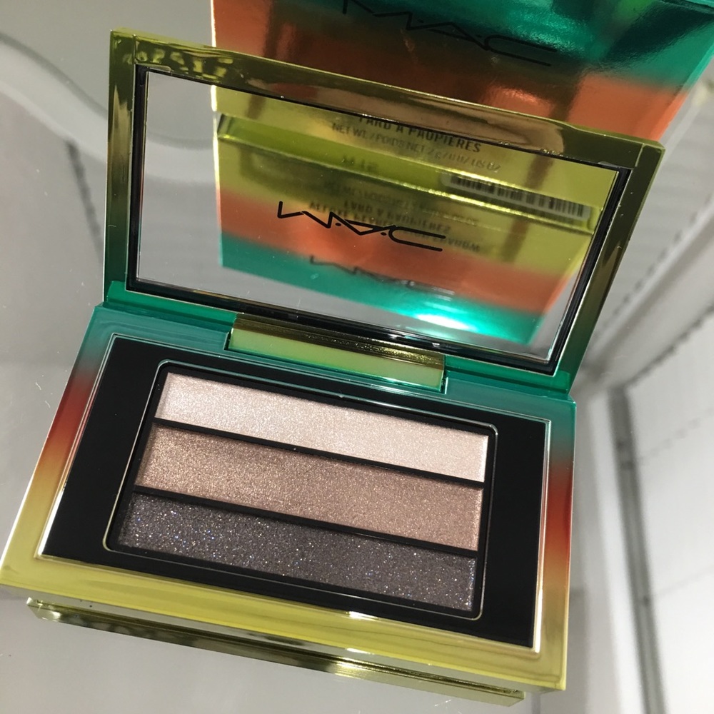 MAC eyeshadow Trio Limited Edition